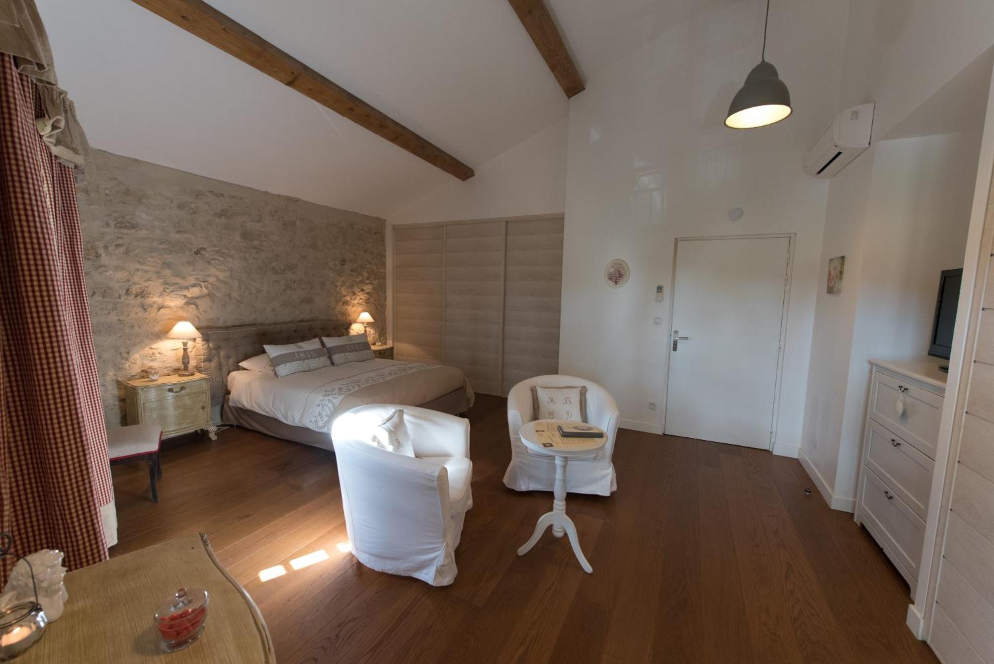 Le Relais De Pigasse Hotel Ouveillan Buitenkant foto